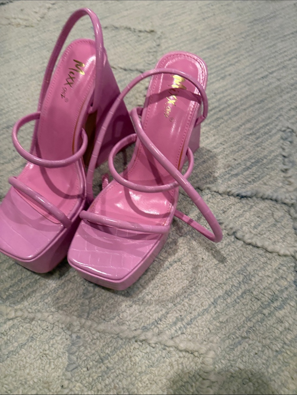 Mixx Shuz Pink Strappy Platform Block Heels